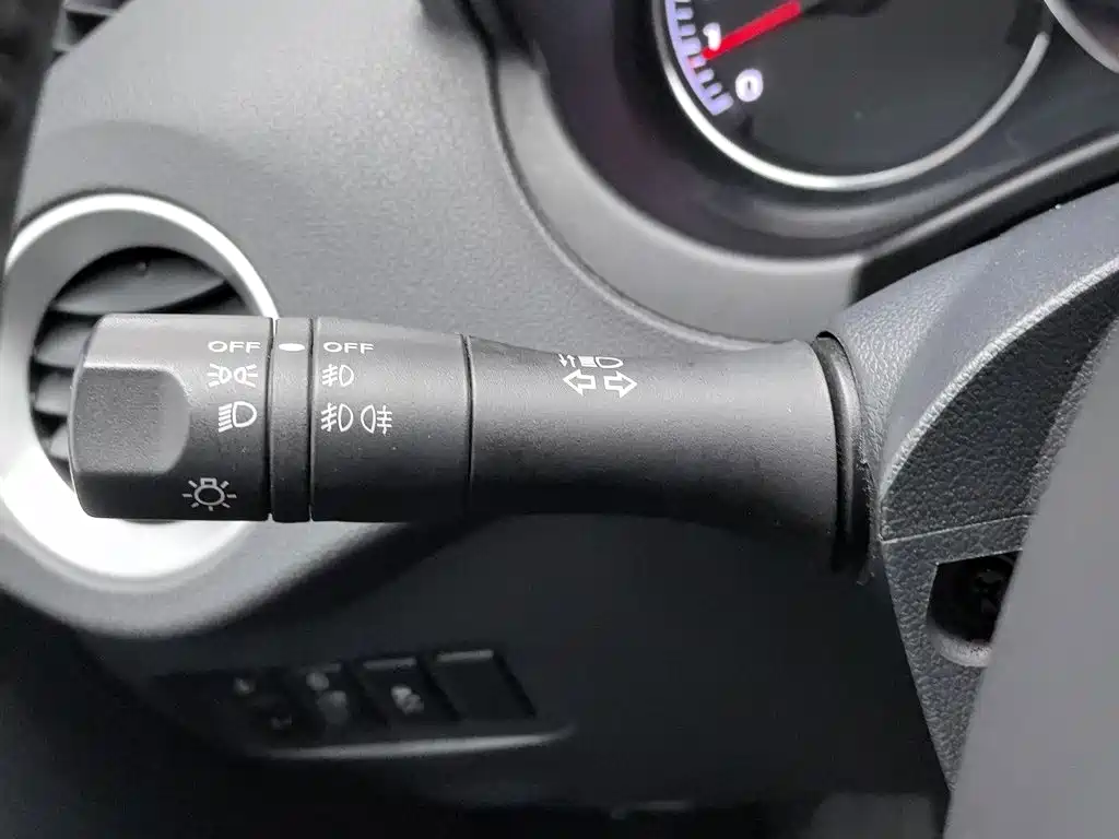Renault Koleos (Import) 2013 2014 2.0L 2WD Smart Edition
