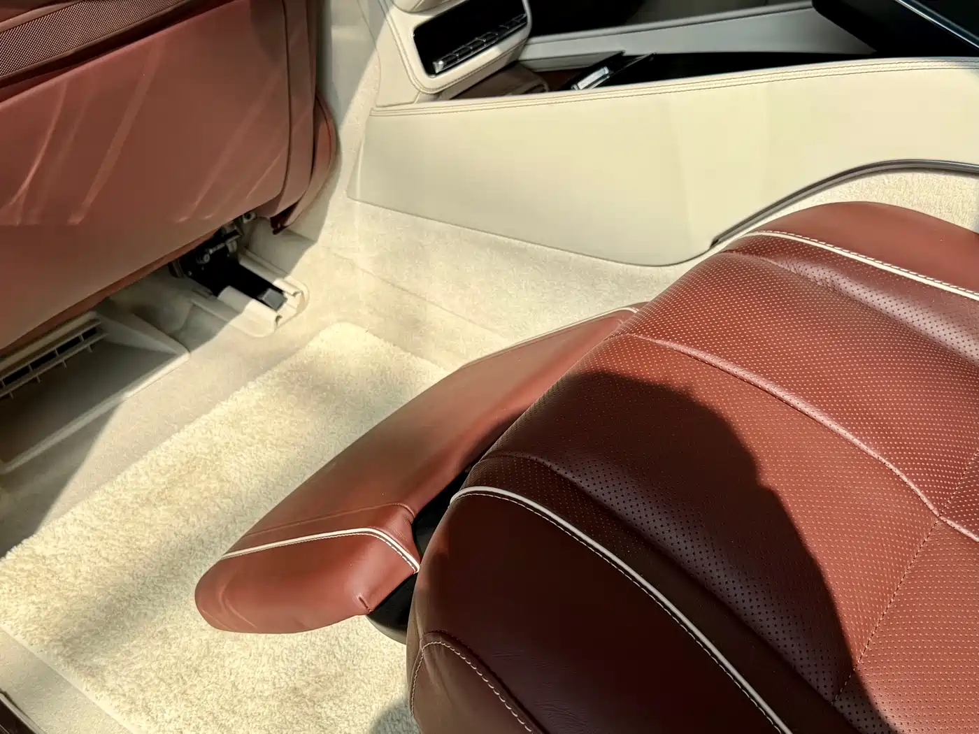 Mercedes-Benz Maybach GLS 2024 GLS 480 4MATIC фото 33