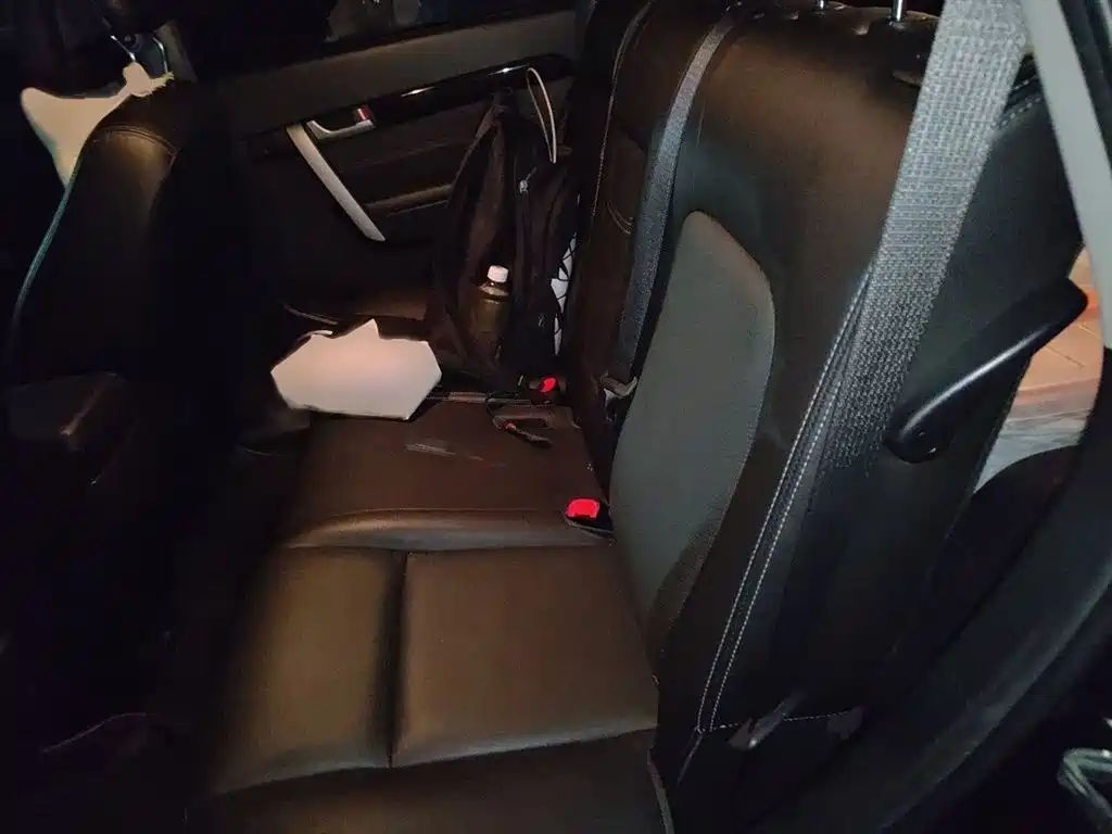Chevrolet Captiva 2014 2.4L 4WD Flagship 7-seater фото 15