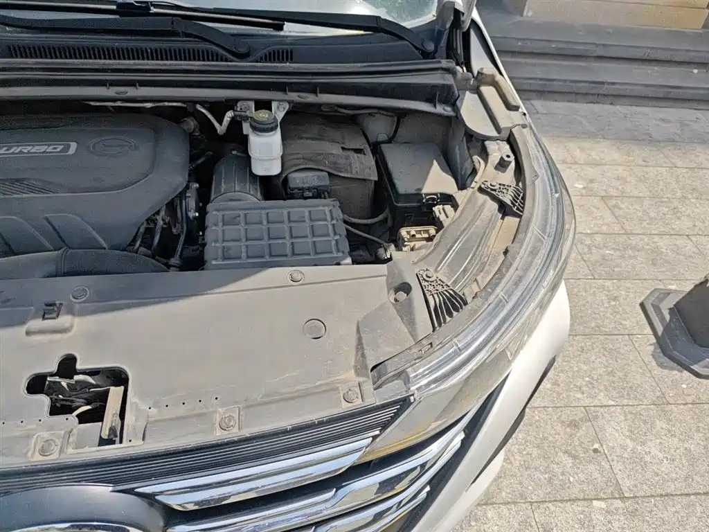 GAC Trumpchi Trumpchi M6 2021 270T DCT Luxury Edition (7-Seater) фото 22