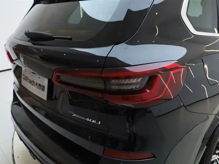 BMW X5 (Import) 2019 xDrive40i M Sport Package фото 11