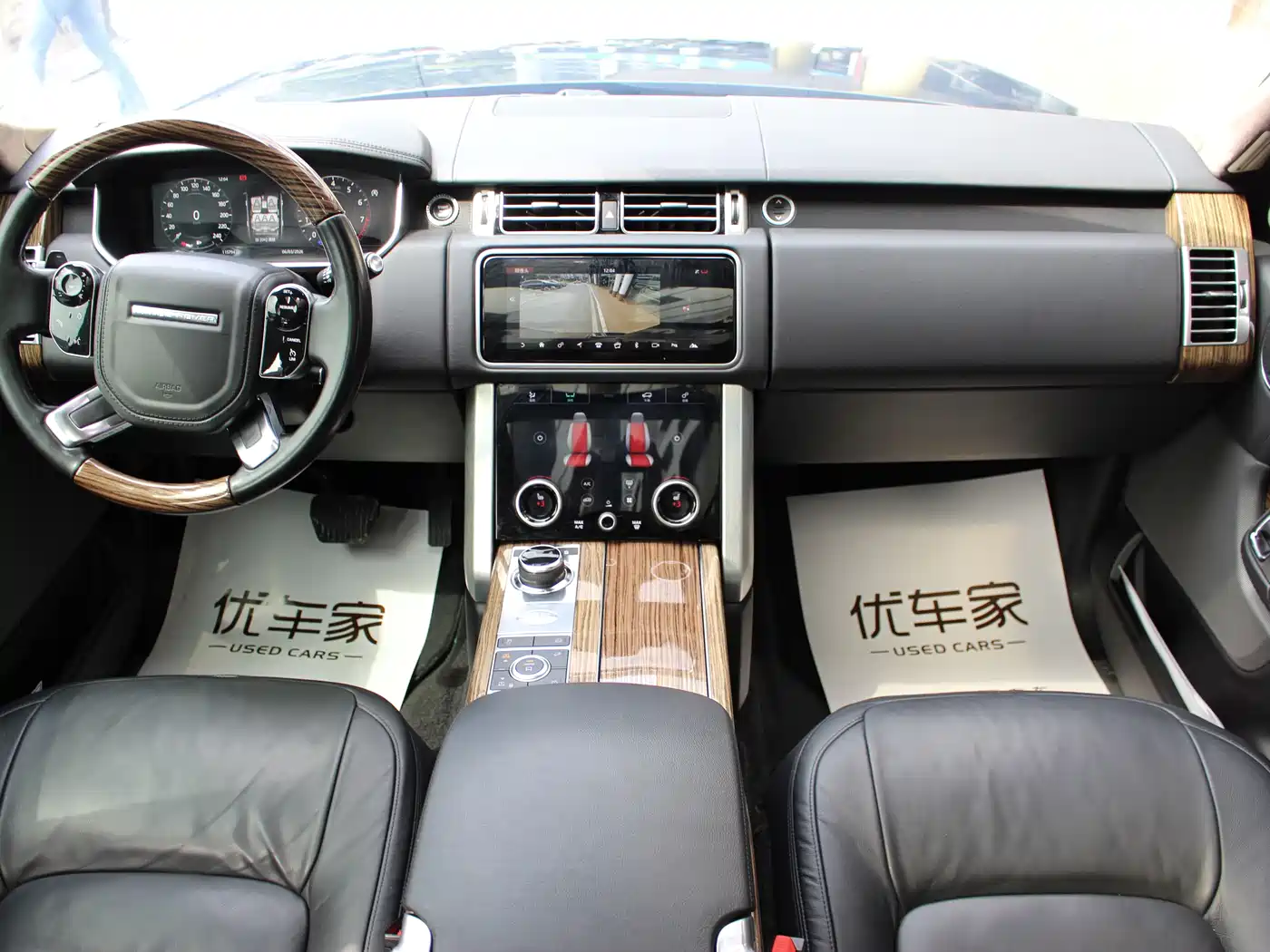 Land Rover Range Rover 2018 3.0 SC V6 Vogue Heritage Extended Edition фото 10