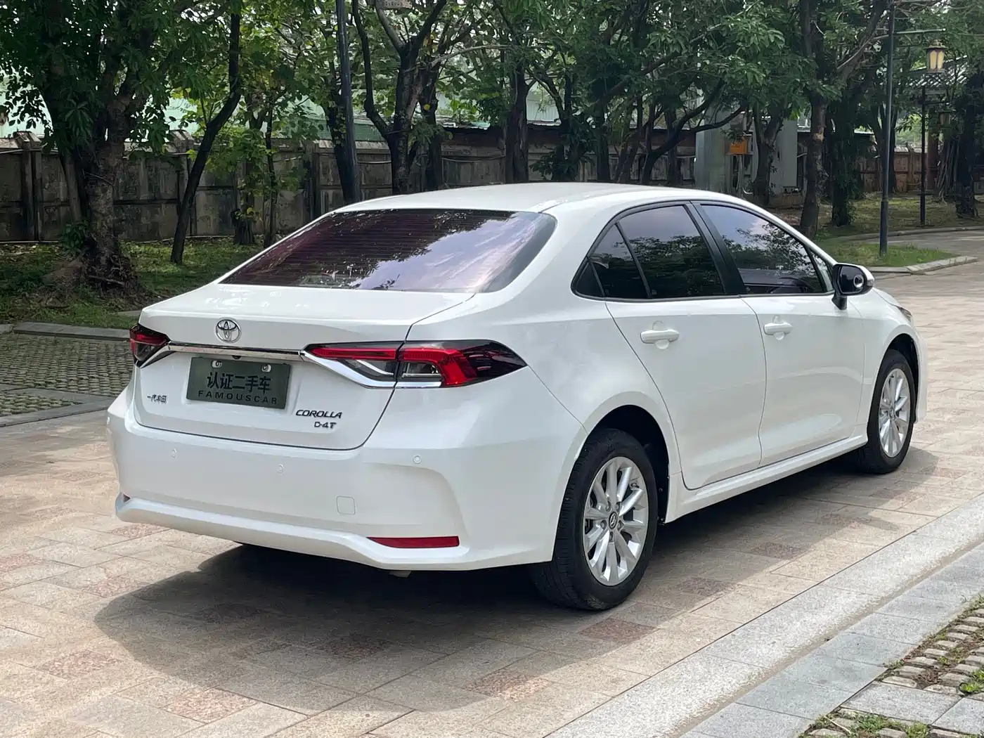 Toyota Corolla 2021 1.2T S-CVT Elite PLUS Edition фото 5
