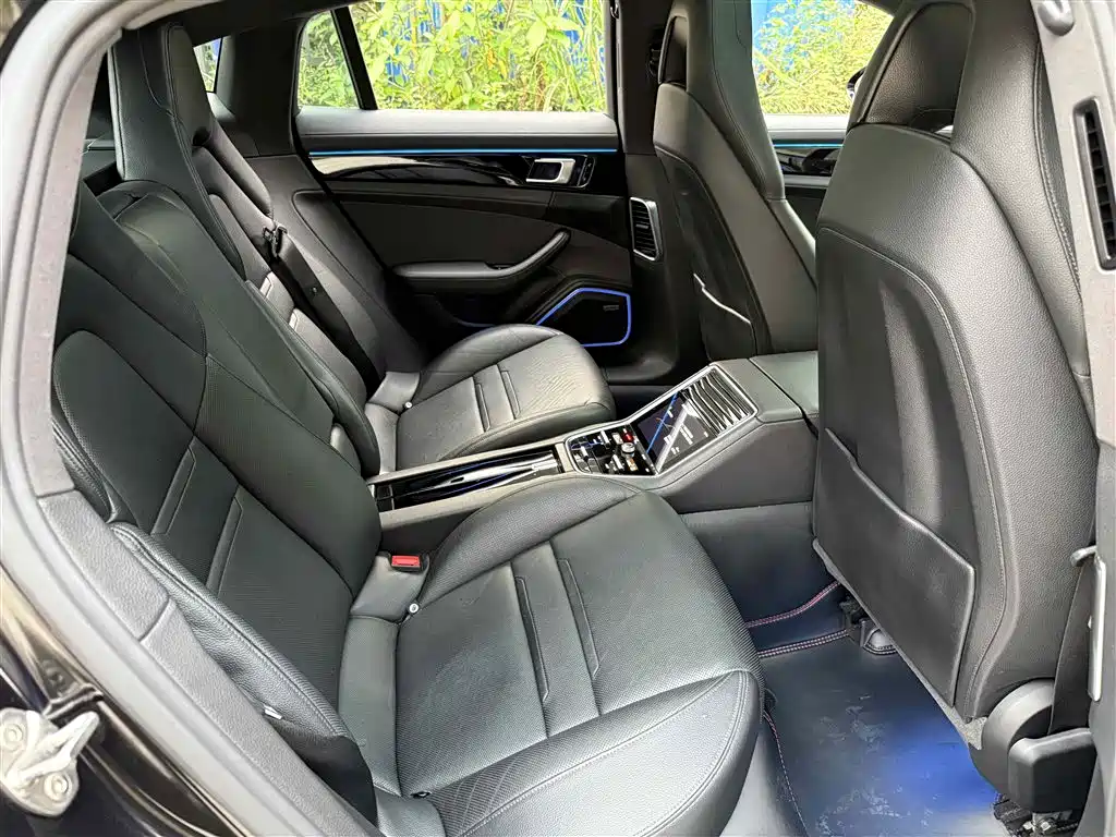 Porsche Panamera 2017 Panamera 3.0T фото 16