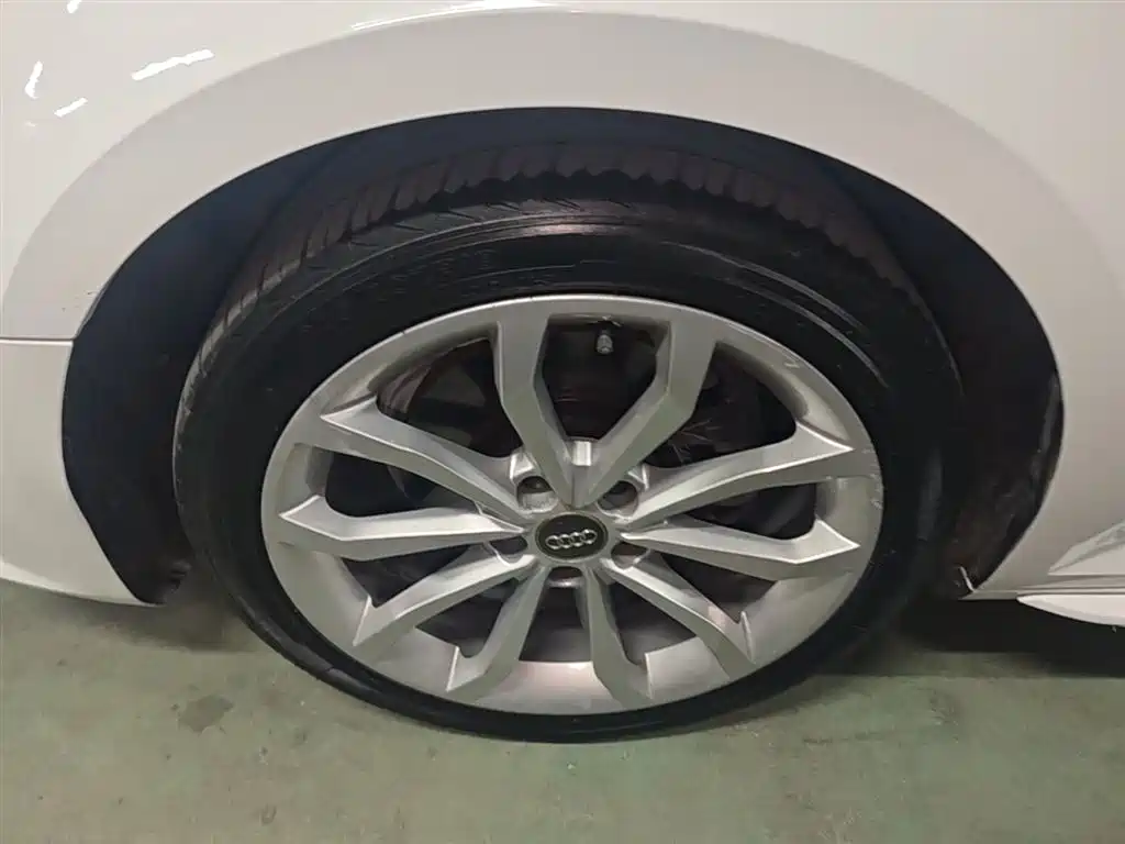Audi A4L 2019 40 TFSI Fashion (China VI) фото 23