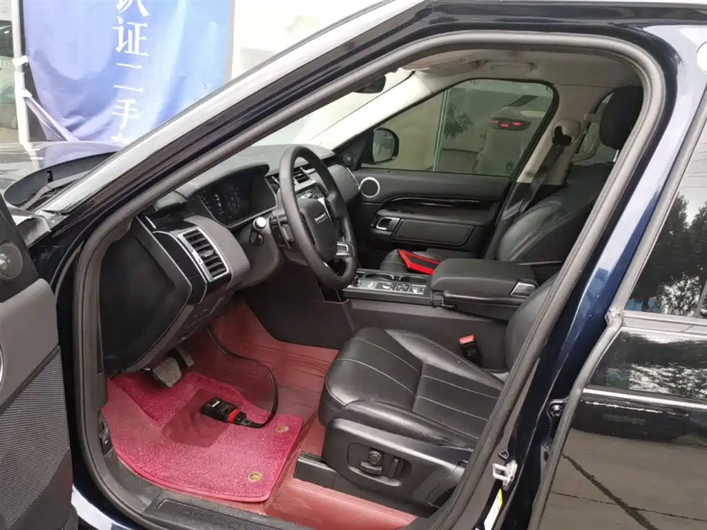 Land Rover Discovery 2020 2.0T SE фото 16