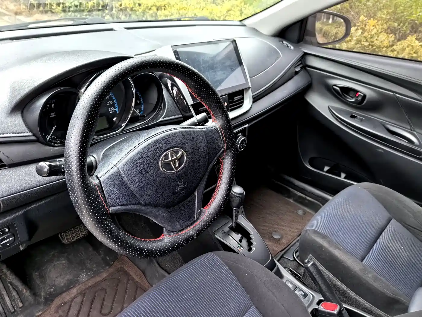 Toyota YARiS L Zhi Xuan 2016 Facelift 1.5E CVT Charming Edition фото 5