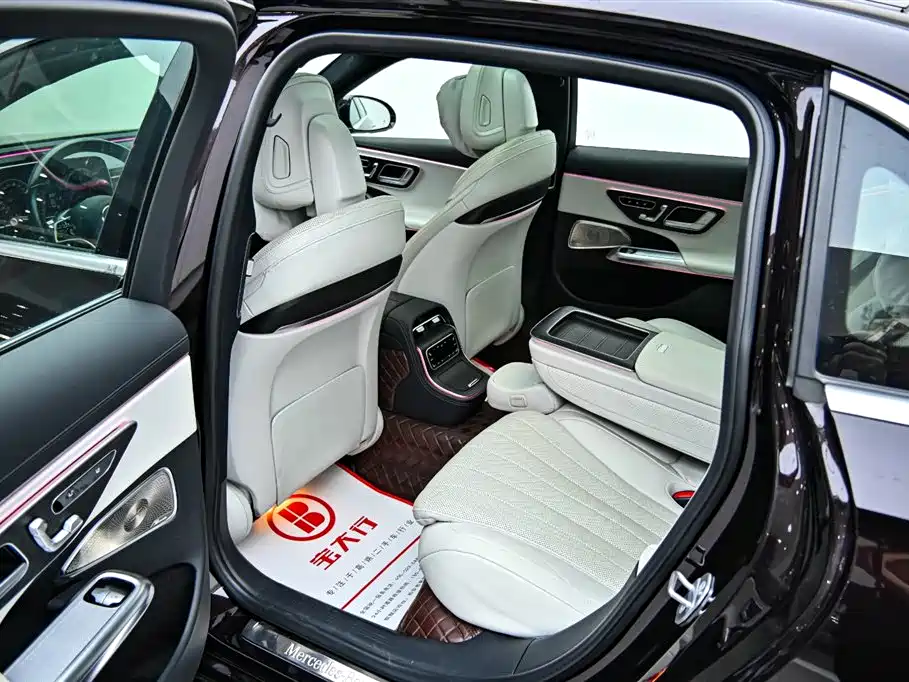 Mercedes-Benz E-Class 2024 Model E 300 L Luxury фото 14