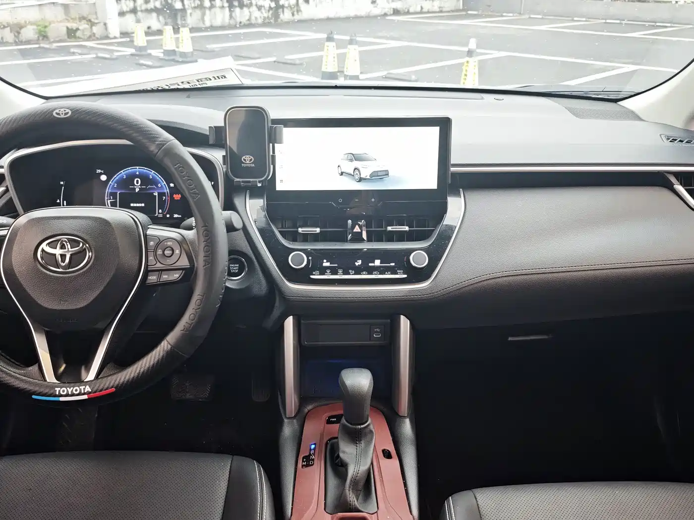Toyota Frontlander 2025 2024 2.0L CVT Luxury Edition