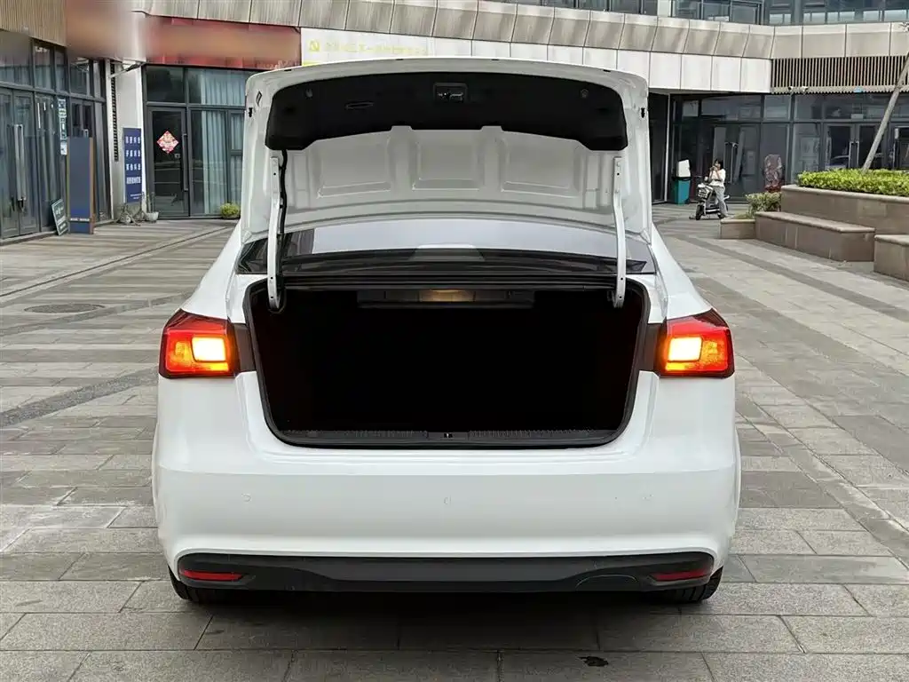 Roewe 360 2016 2015 1.5L Manual Luxury