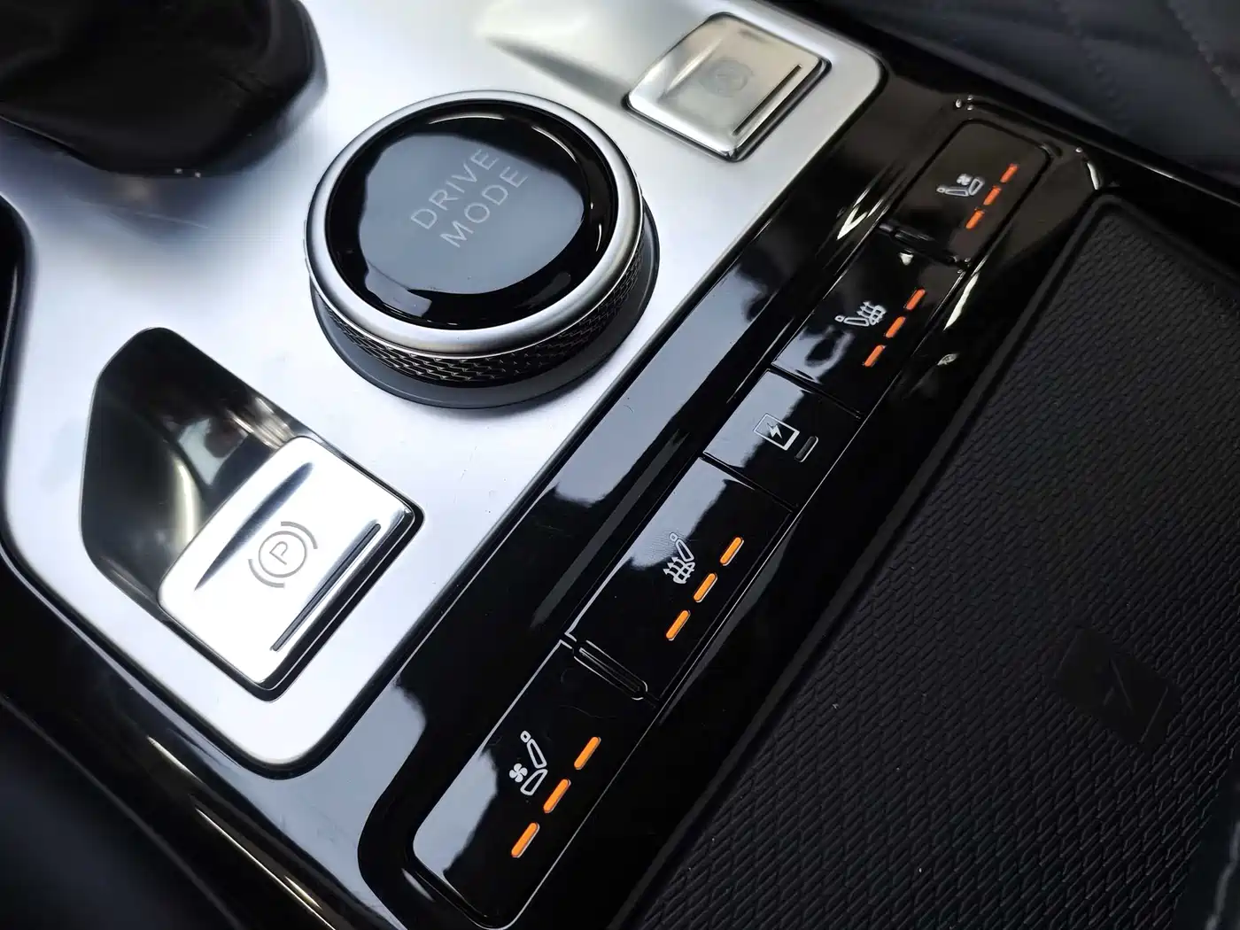 Hongqi HS5 2019 2.0T Intelligent Connected Flagship Edition фото 15