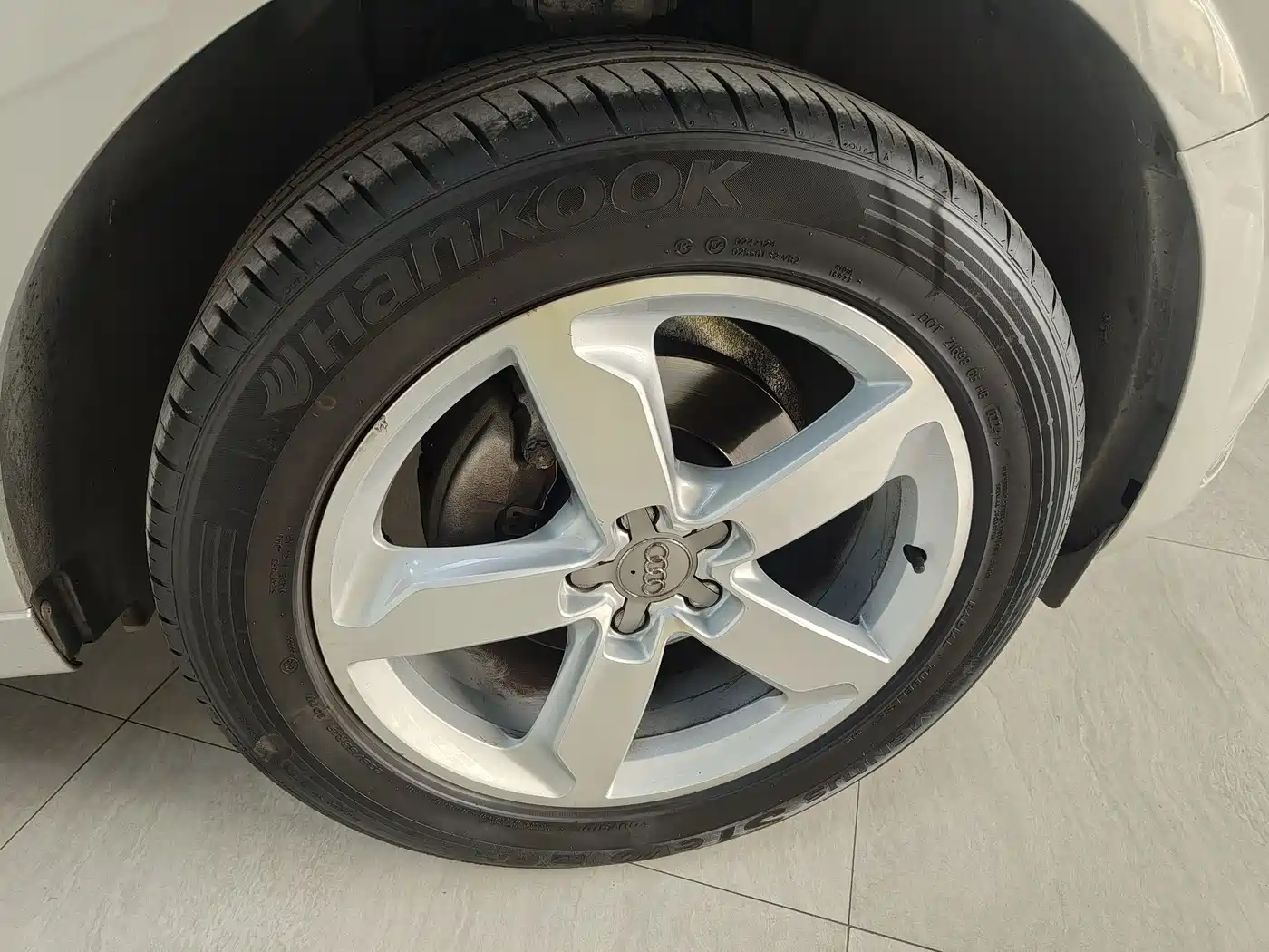 AUDI Q5