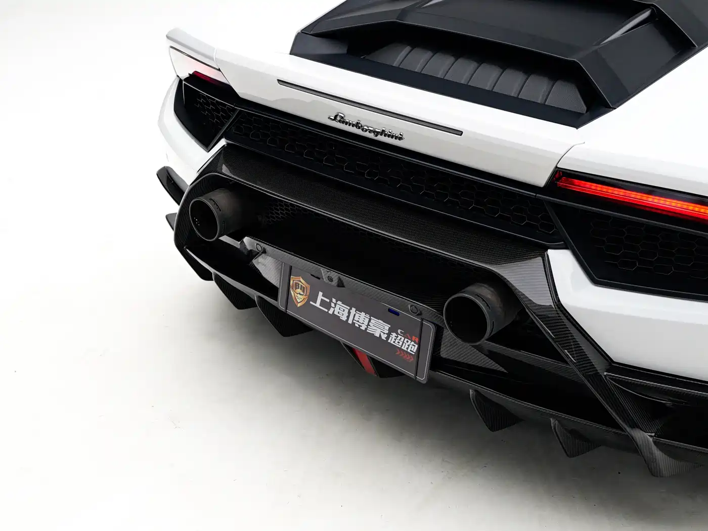Lamborghini Huracán 2016 Huracán RWD Coupe фото 4
