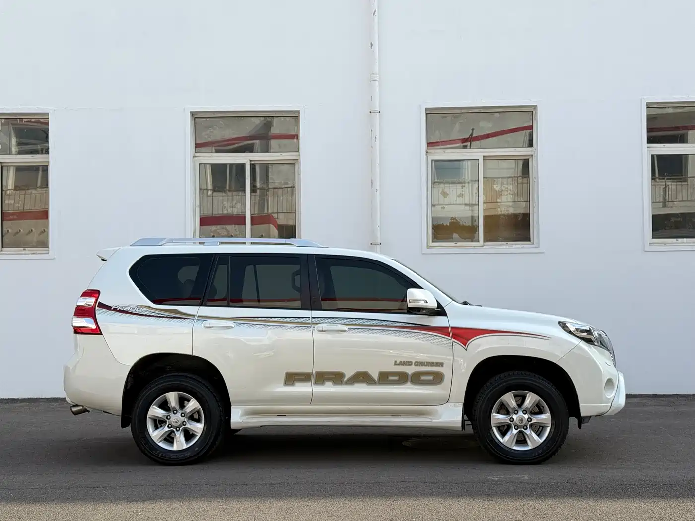 Toyota Prado (Import) 2010 2.7L Automatic Standard фото 4