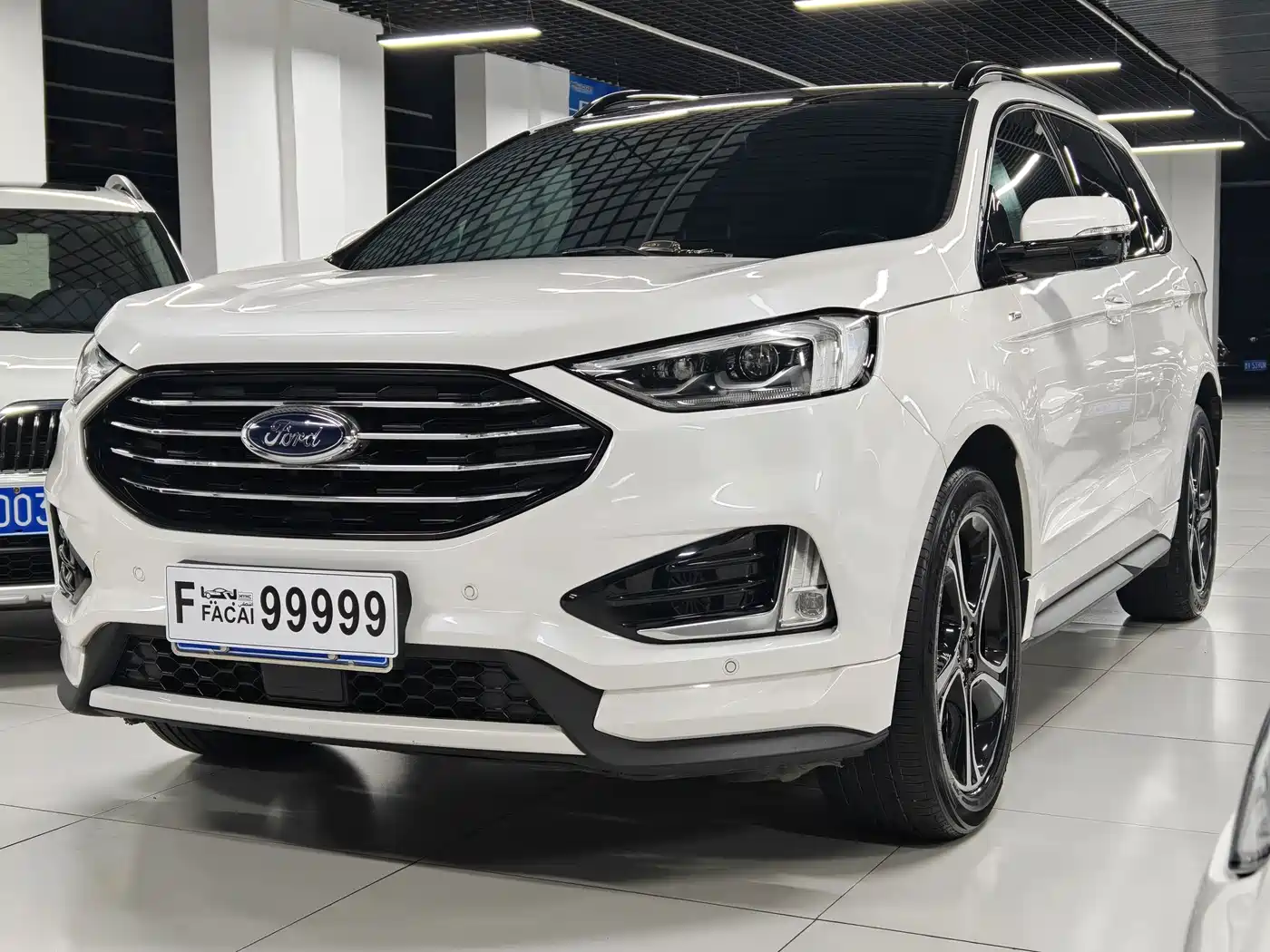 Photo 1 - Ford Edge