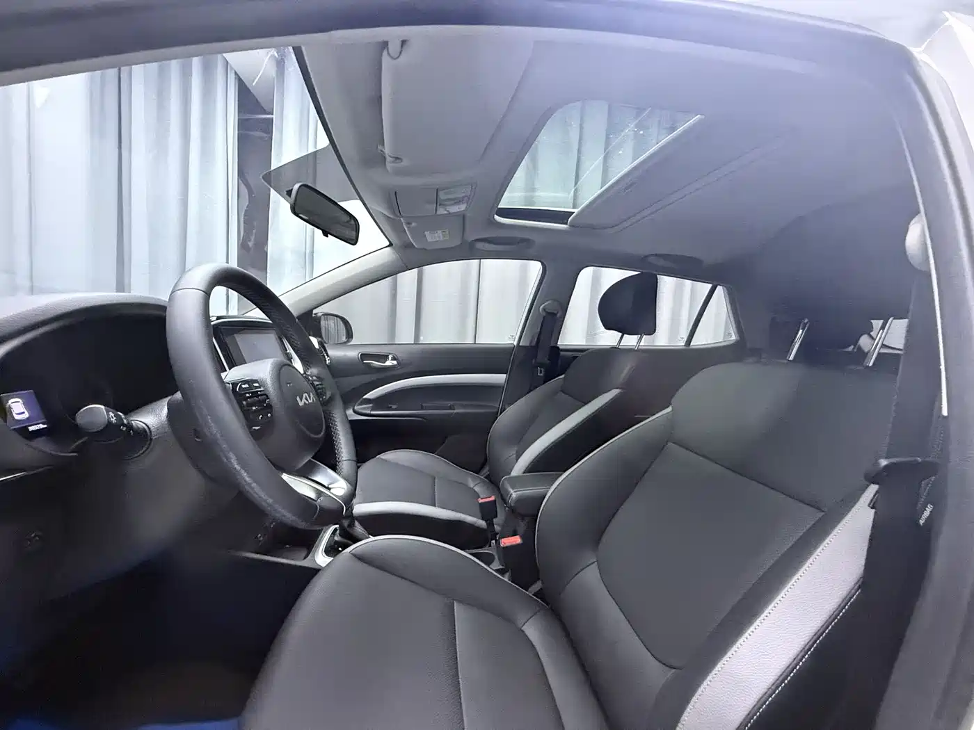 Kia KX1 2021 1.4L CVT Fun Sunroof Version фото 18
