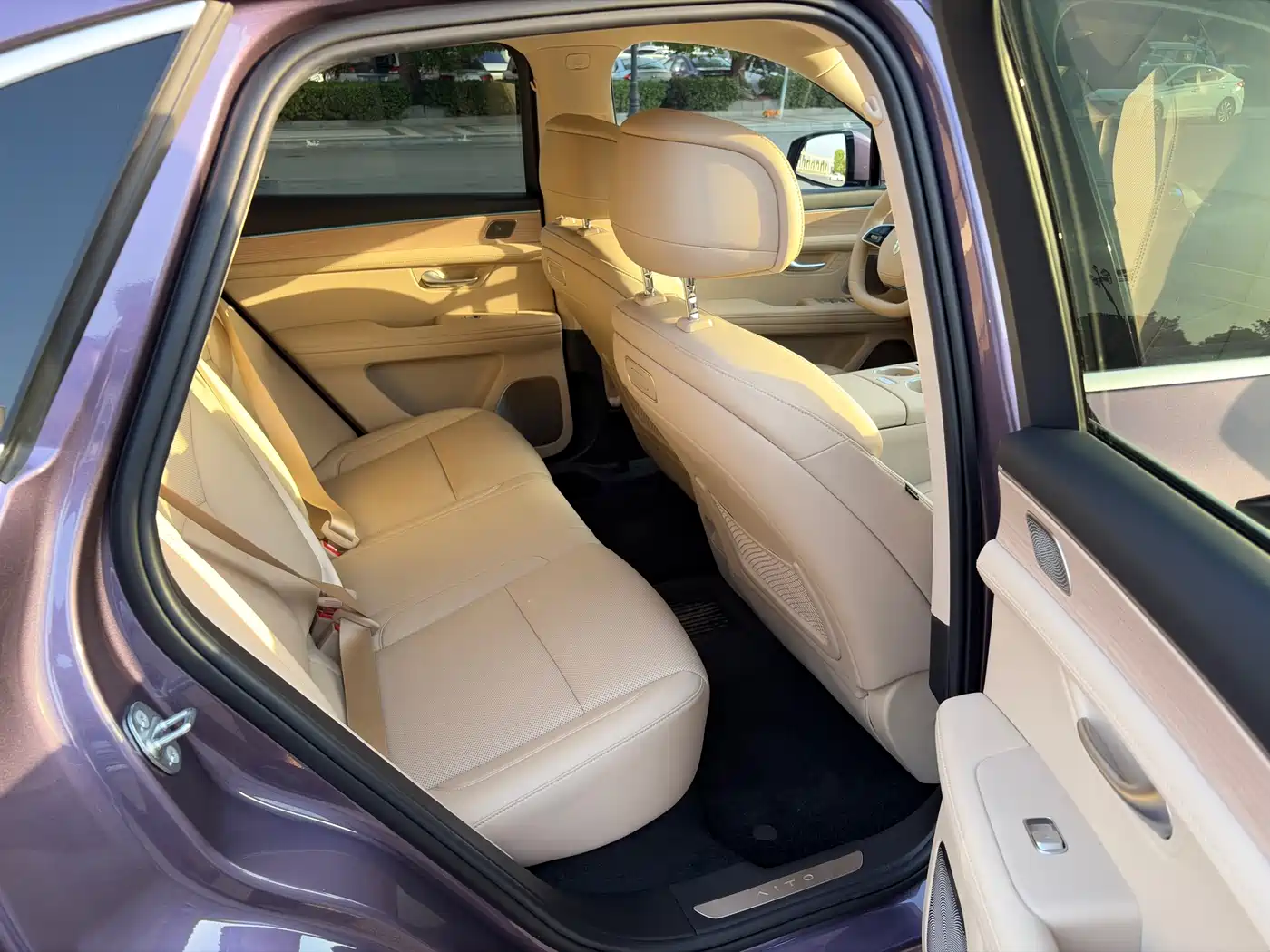 AITO Wenjie AITO M5 2025 Extended Range Ultra AWD фото 11