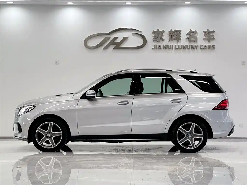 Mercedes-Benz GLE 2016 GLE 400 4MATIC фото 4
