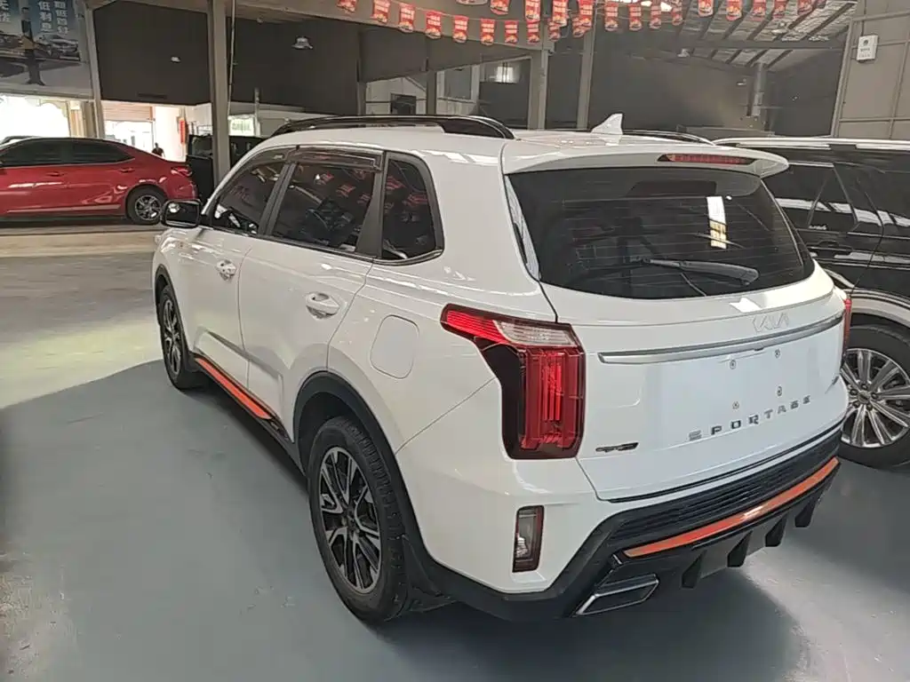 Фото 5 - Kia Sportage