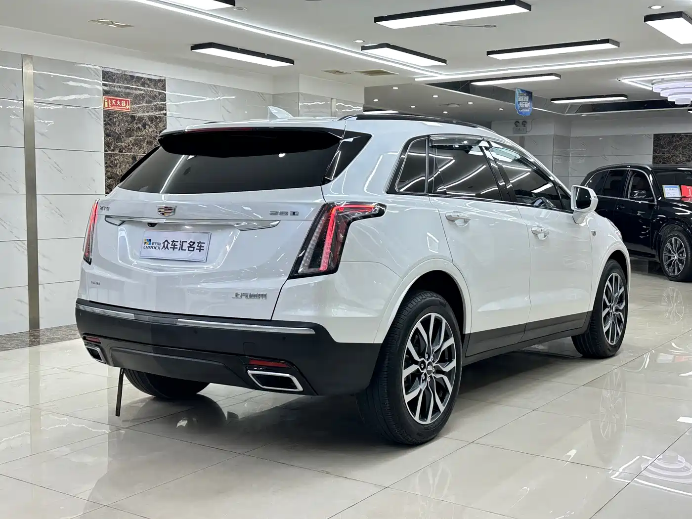 Cadillac XT5 2024 2024 2.0T AWD Luxury (Hummingbird Edition)