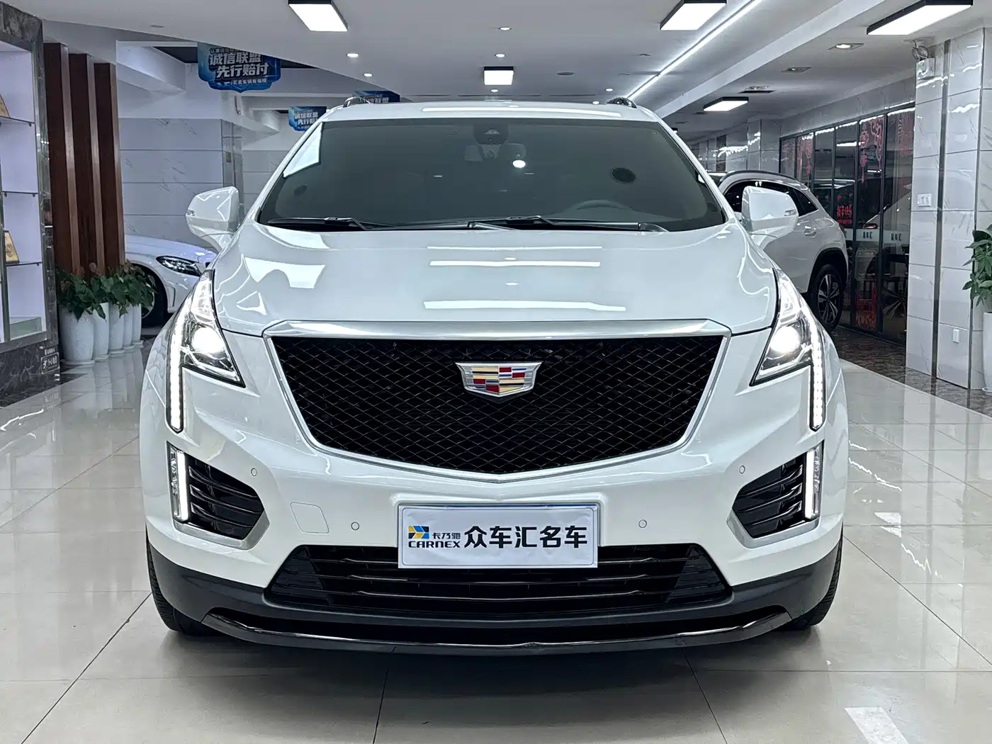 Cadillac XT5 2024 2024 2.0T AWD Luxury (Hummingbird Edition)