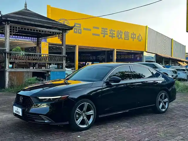 Honda Accord 260TURBO, Премиум