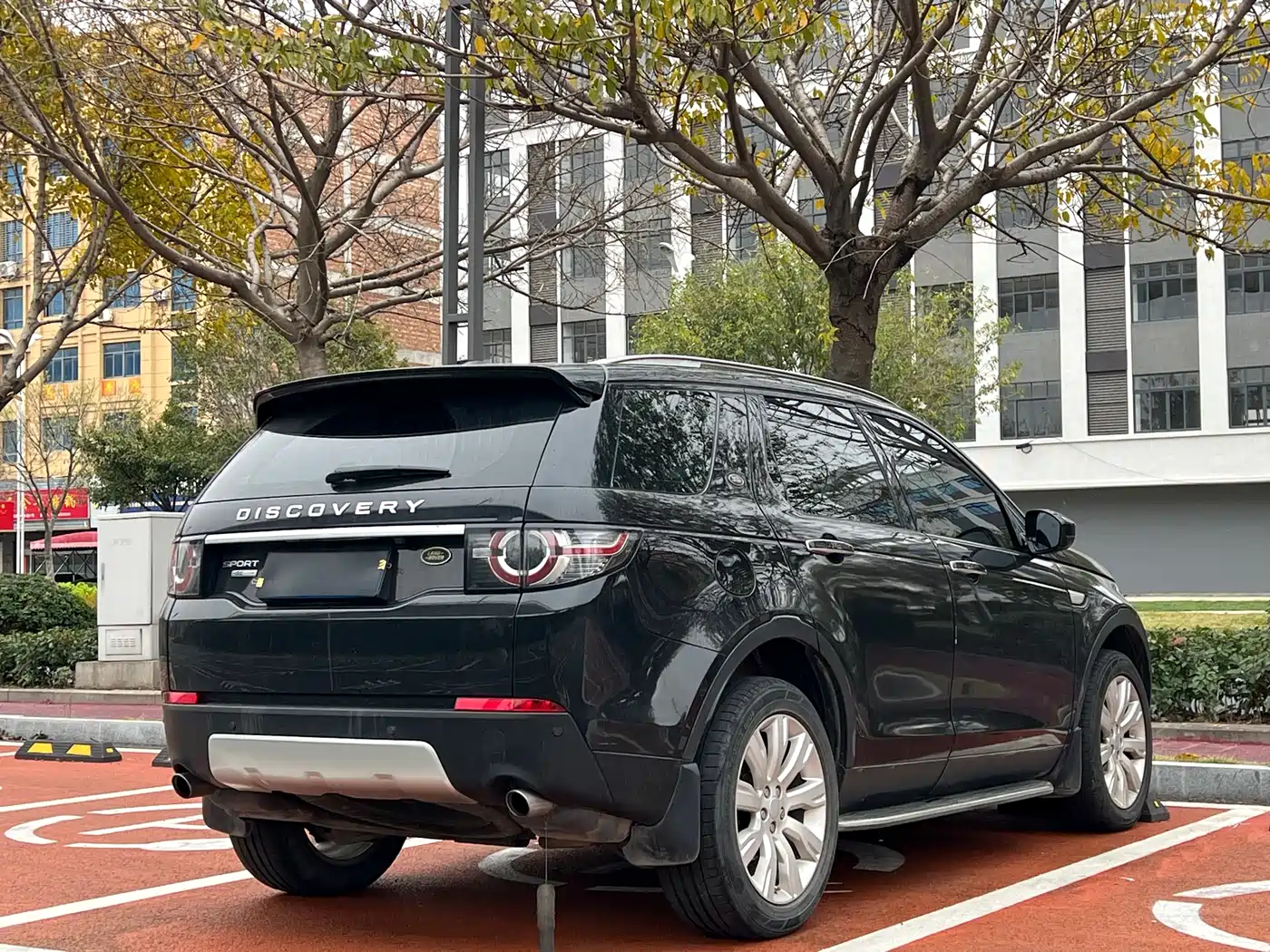 Land Rover Discovery Sport 2016 2.0T HSE LUXURY фото 9
