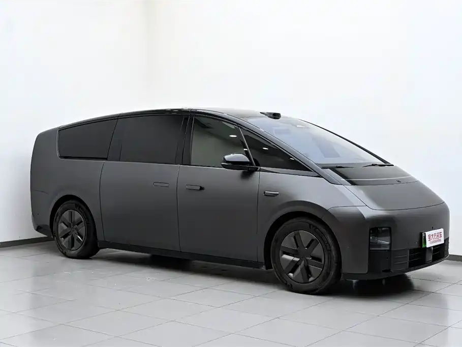 2025 Li Auto MEGA