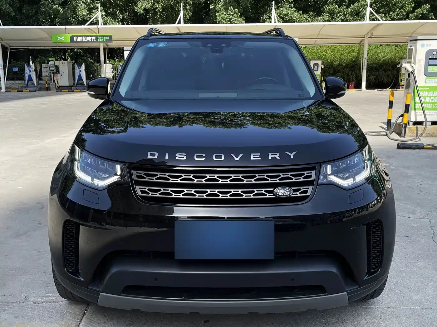 Land Rover Discovery 2020 2.0T SE фото 2