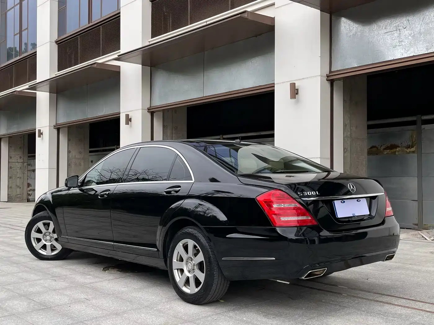 Mercedes-Benz S-Class 2010 S 300 L Business фото 9