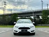 Фото 2 - Ford Focus