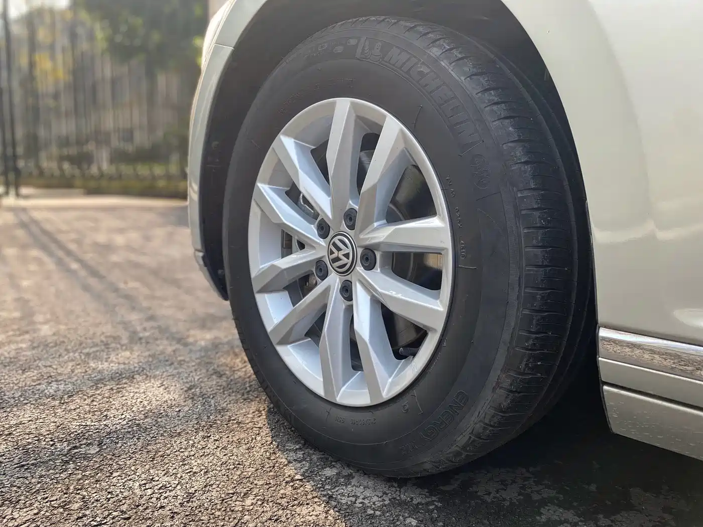 Volkswagen Magotan 2018 280TSI DSG Leading фото 17