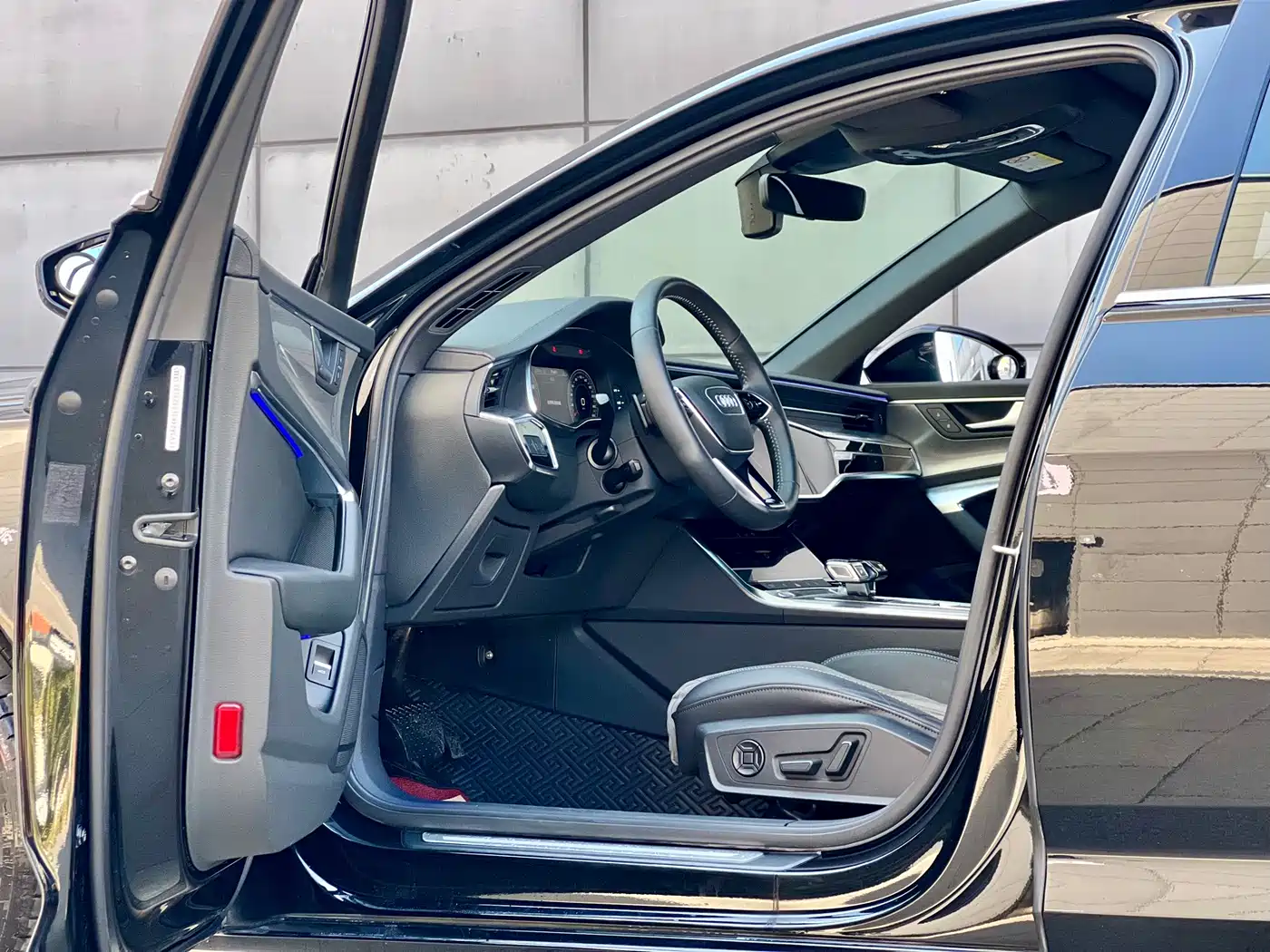 Audi A6L 2020 40 TFSI Luxury Dynamic фото 4