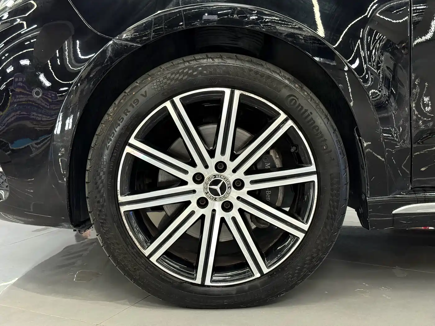 Mercedes-Benz V-Class 2022 V 260 L Long Wheelbase Luxury Edition фото 22
