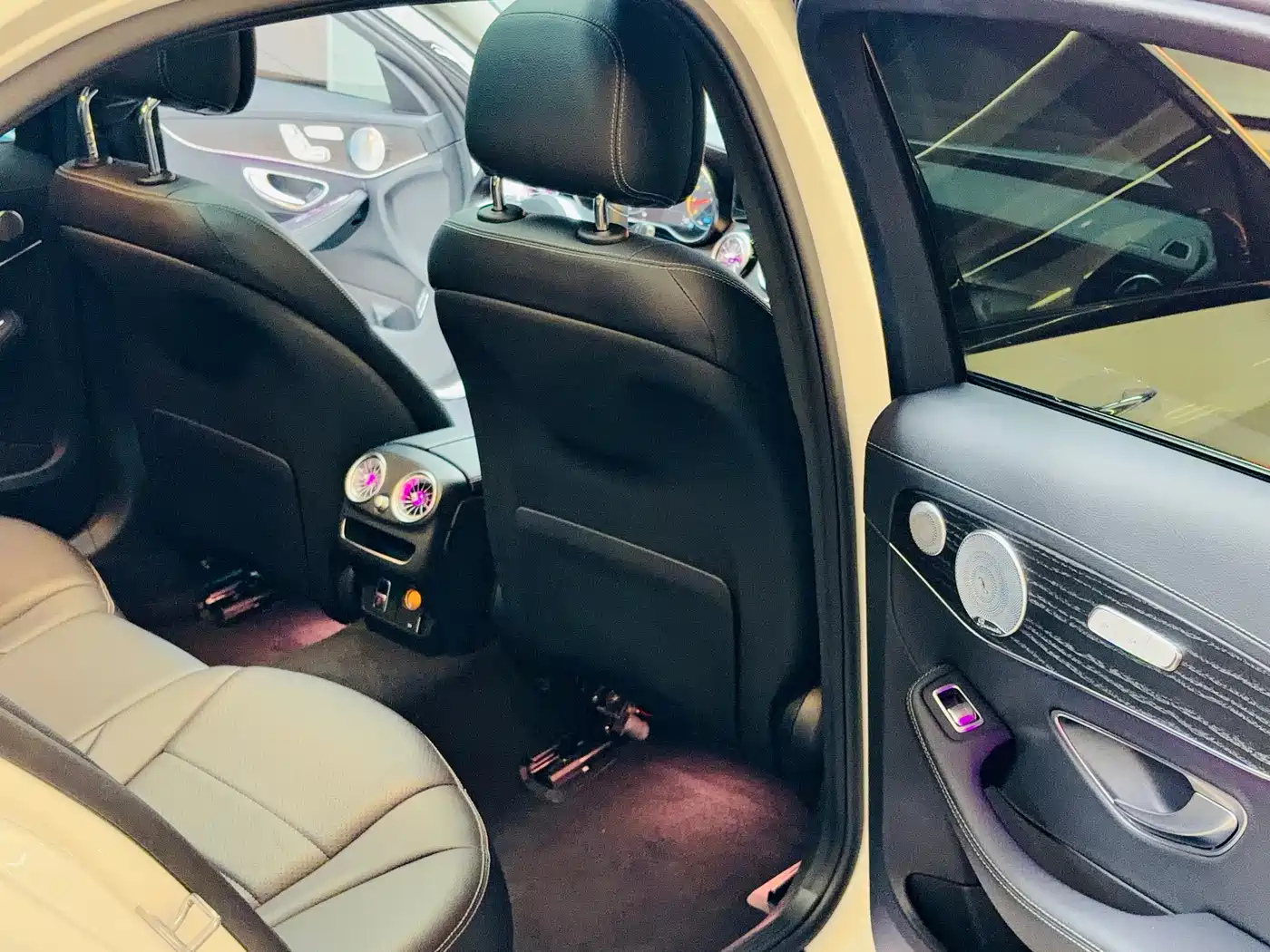 Mercedes-Benz C-Class 2021 C 260 L Sport Starry Exclusive Edition фото 15