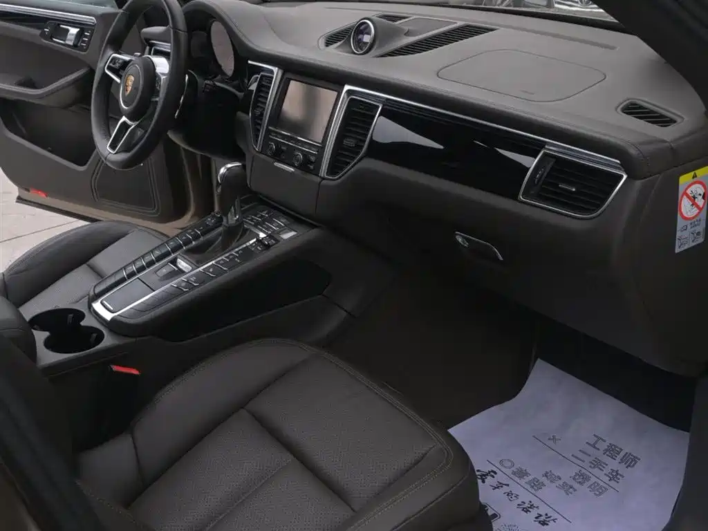 Porsche Macan 2014 Macan S 3.0T фото 52