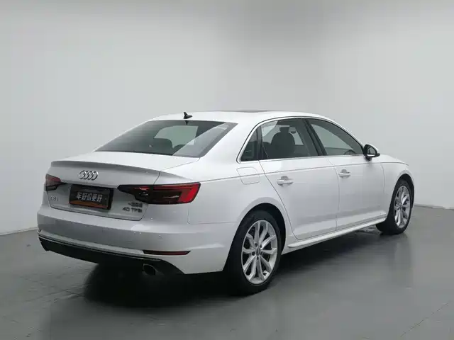 Audi A4L 2017 40 TFSI Style Edition — фото 2