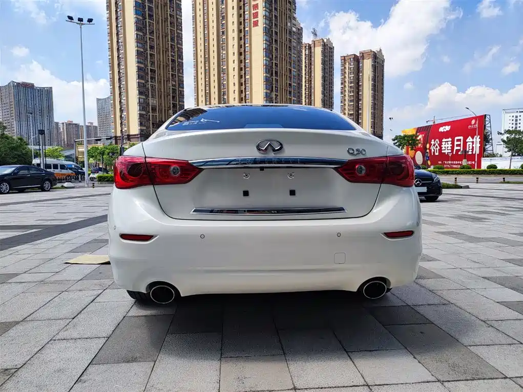 Infiniti Q50L 2016 Model 2.0T Joy Edition фото 5