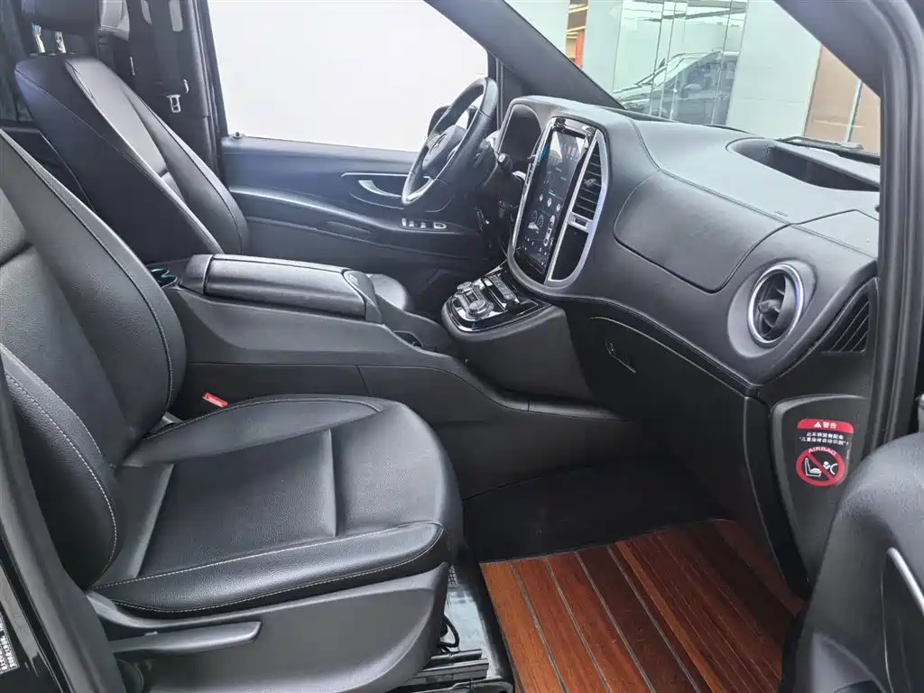Mercedes-Benz Vito 2020 2.0T Business Edition (7-seater) фото 17
