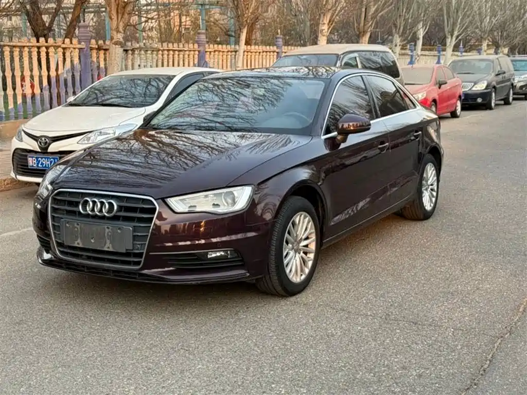 Audi A3 2014 Limousine 35 TFSI Auto Trend фото 4