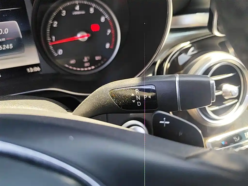 Mercedes-Benz GLC 2018 Facelift GLC 260 4MATIC Dynamic фото 14