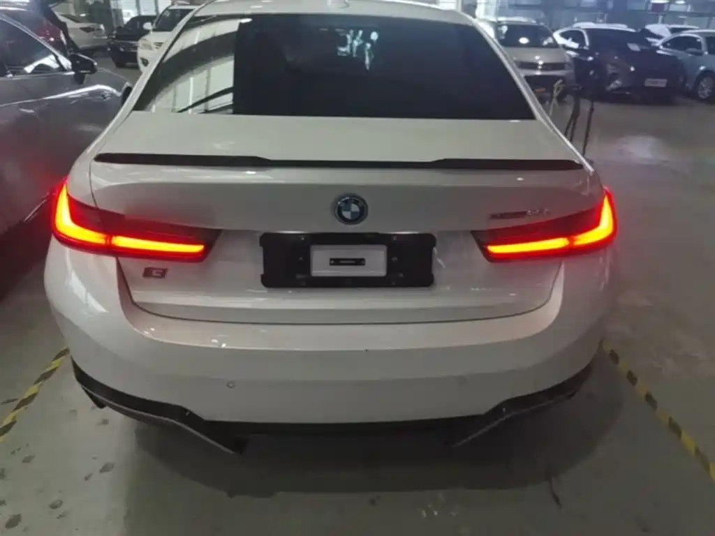 BMW i3 2024 eDrive 35 L фото 6