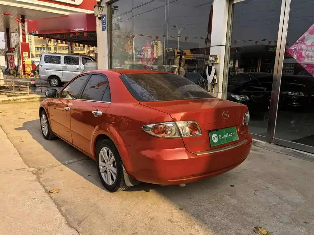 Photo 5 - Mazda 6