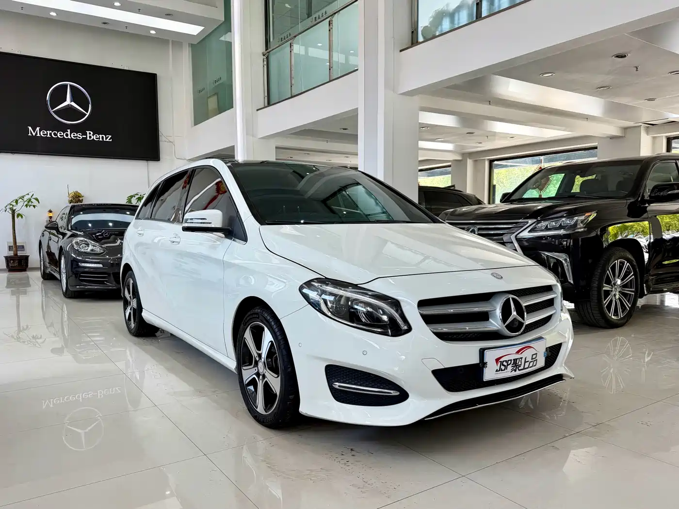 Mercedes-Benz B-Class 2017 B 200 Style фото 3