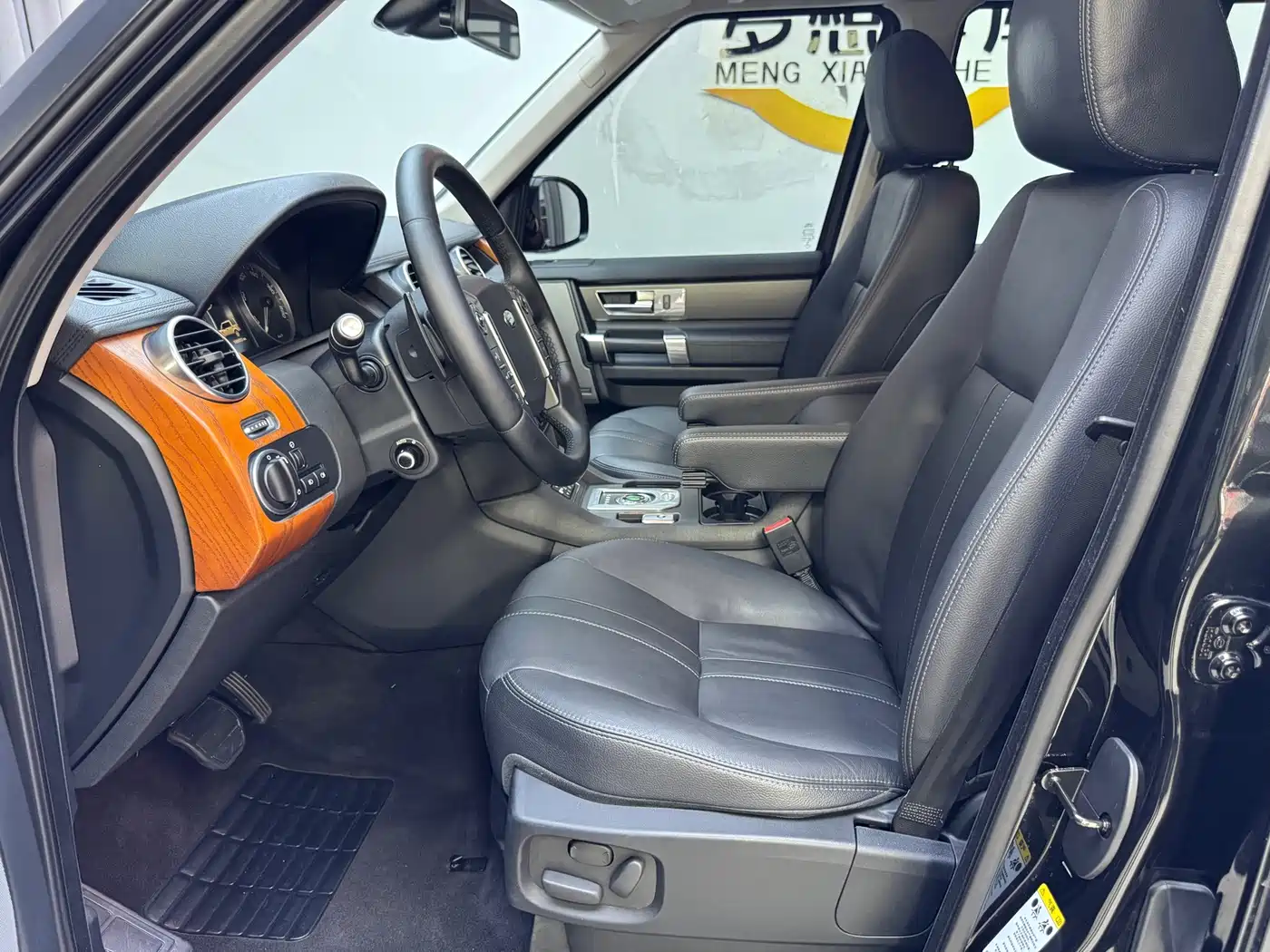 Фото 14 - Land Rover Discovery