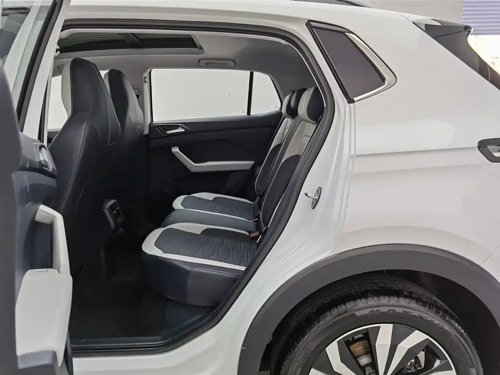 Volkswagen Tharu 2026 New Sharp 300TSI Aspiration Edition фото 15