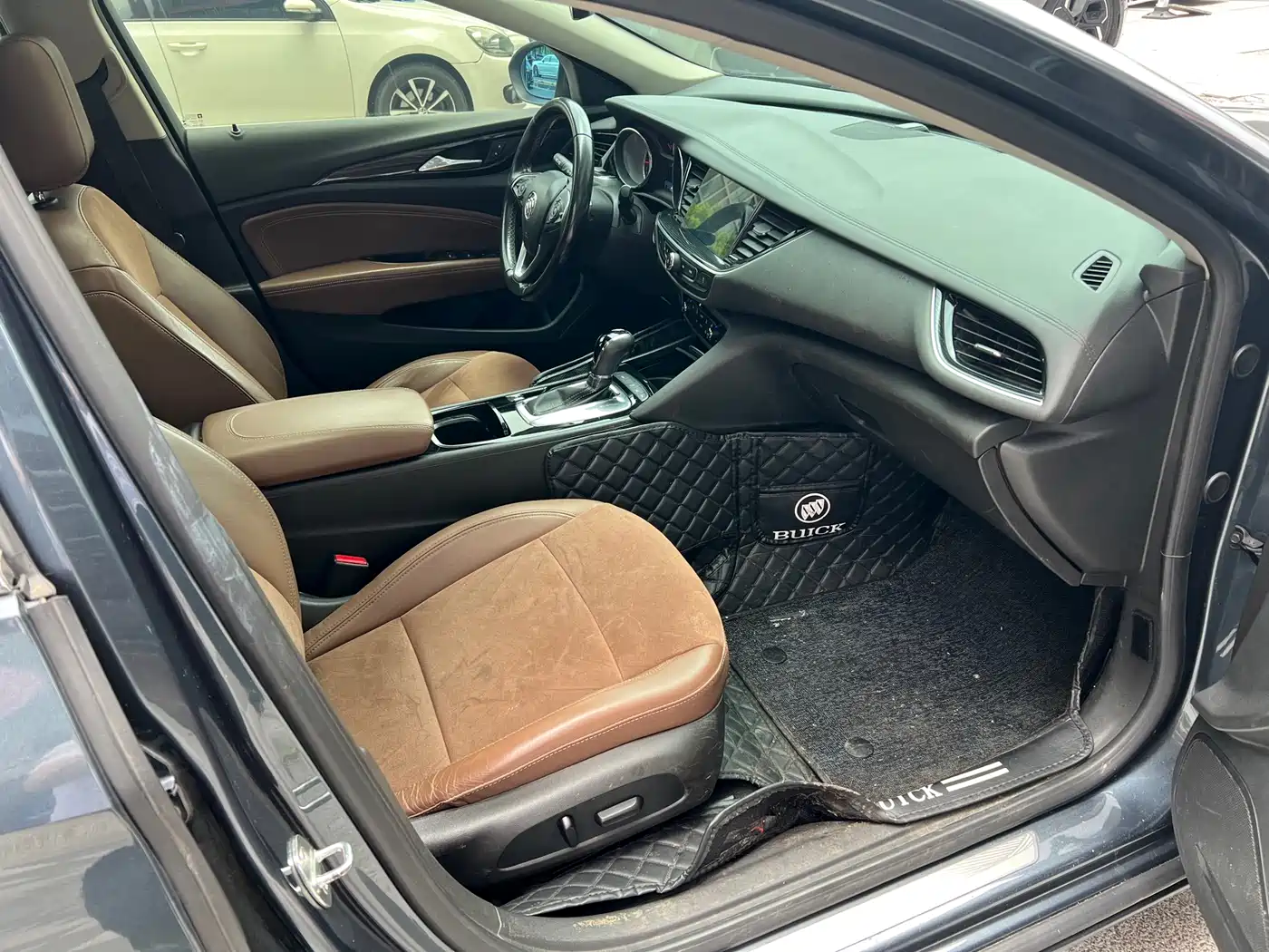 Buick Regal 2019 20T Luxury China VI фото 15