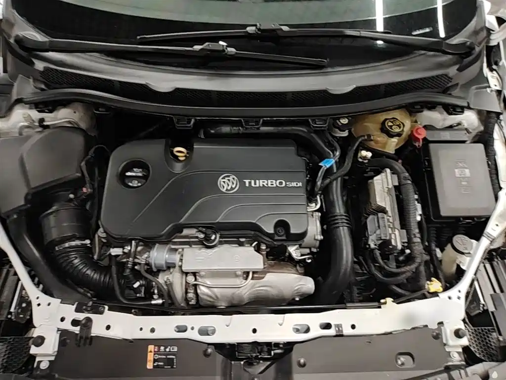 Buick Verano 2018 Sedan 20T Dual Clutch Leading фото 20