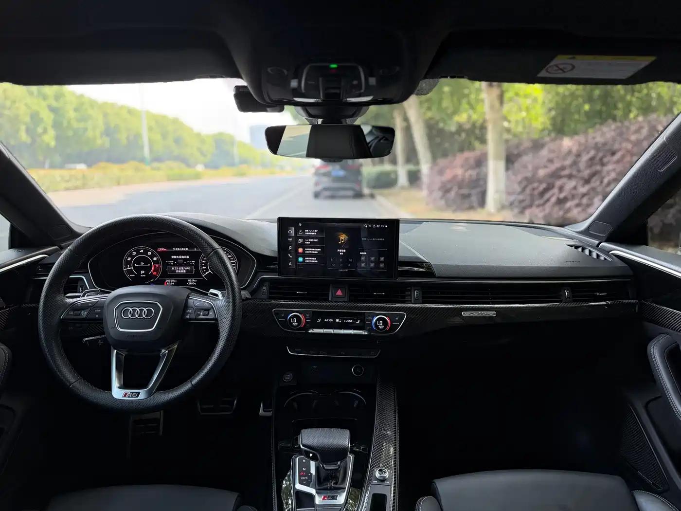 Audi RS 5 2023 Model RS 5 2.9T Sportback Dark Gold Edition фото 11