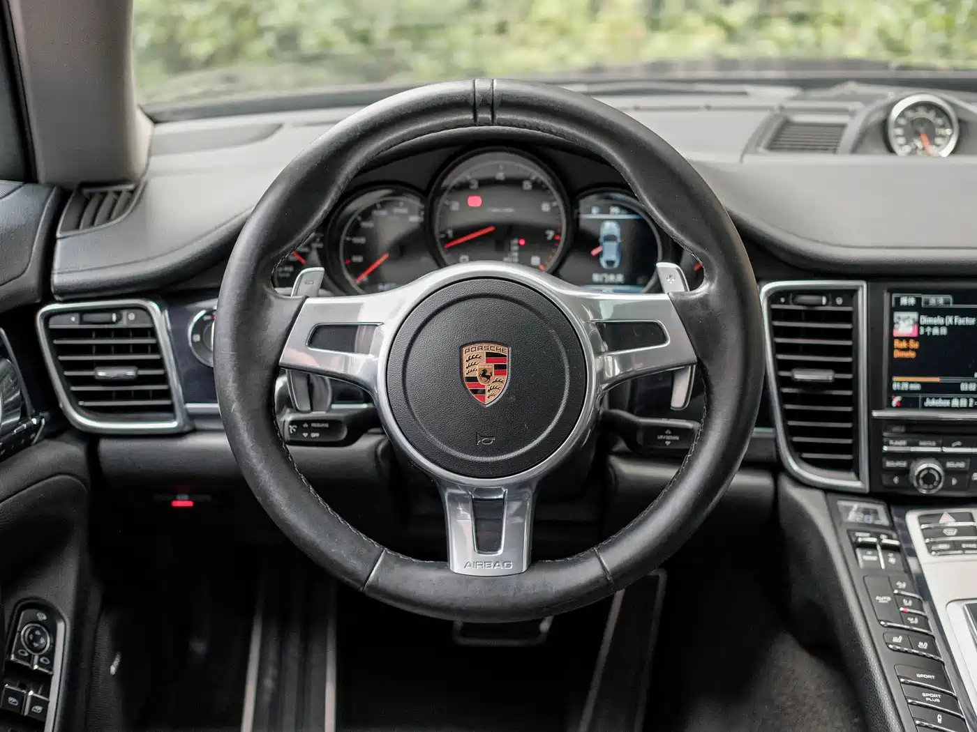 Porsche Panamera 2016 Panamera Edition 3.0T фото 9